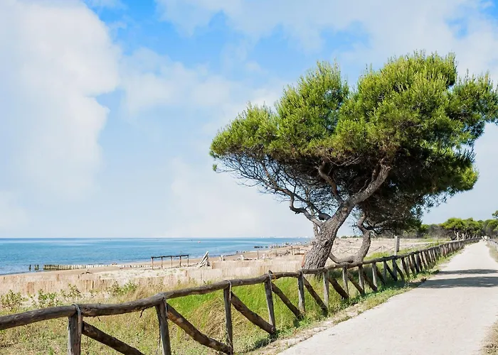 Birght Flat Just Steps From The Sea Appartamento