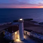 Bright Flat Just Steps From The Sea Apartament